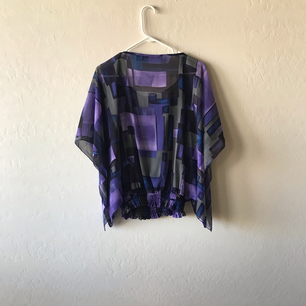 ABSTRACT COLORFUL BLOUSE!! - Picture 5 of 5